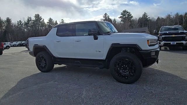 New 2026 GMC Hummer EV 4x4 Crew Cab image 2