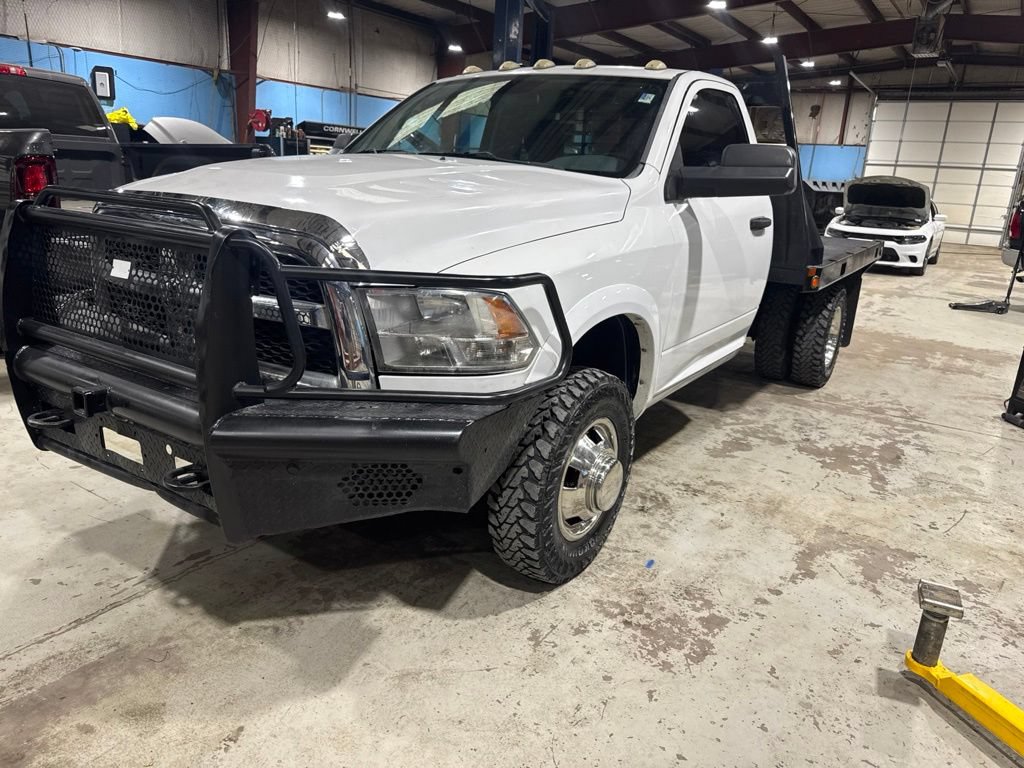 Used 2016 RAM 3500 Tradesman w/ Chrome Appearance Group AWD/4WD image 2