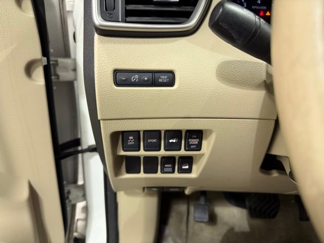 Used 2014 Nissan Rogue SL image 18