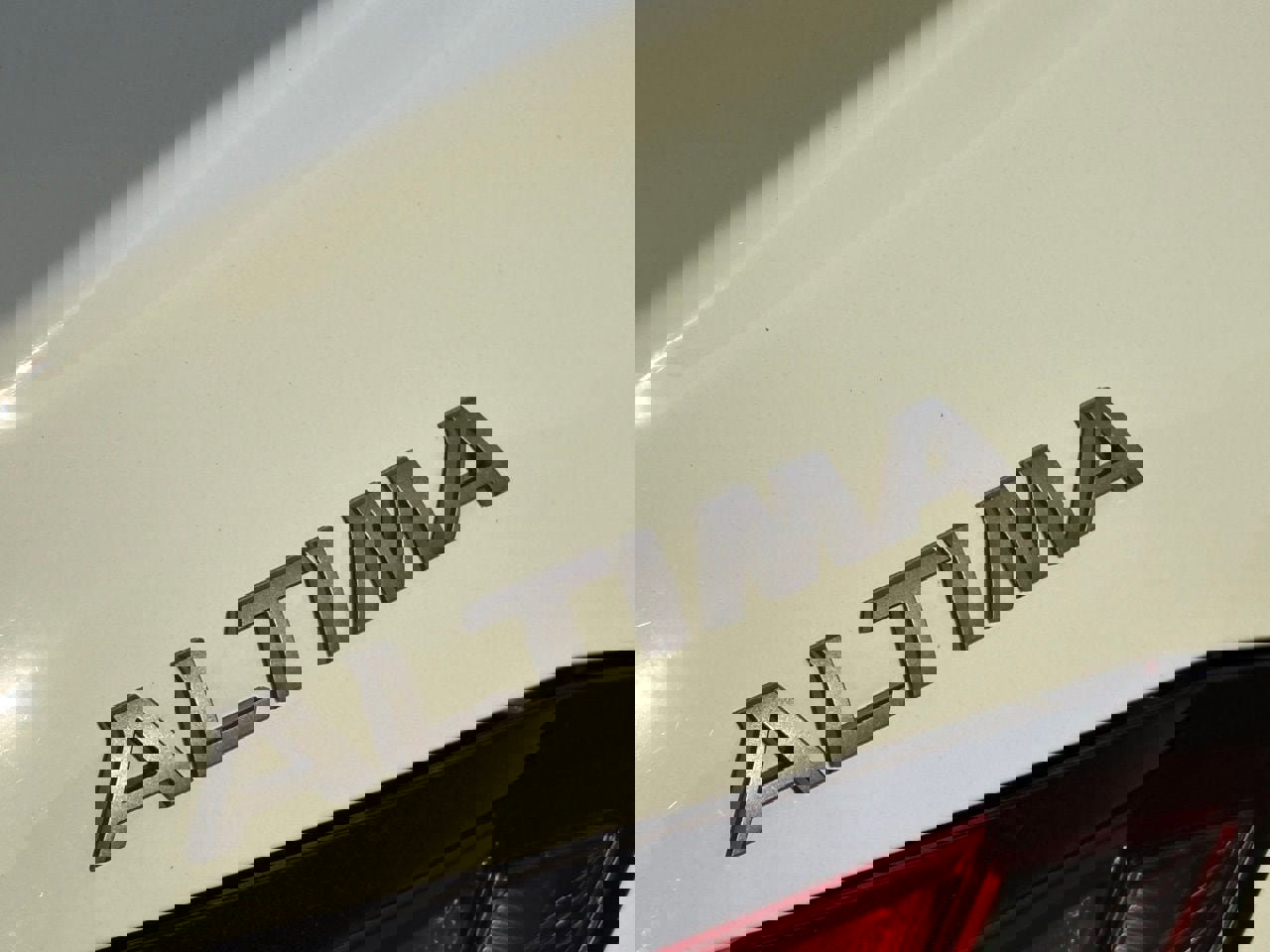 Certified 2025 Nissan Altima 2.5 SV image 9