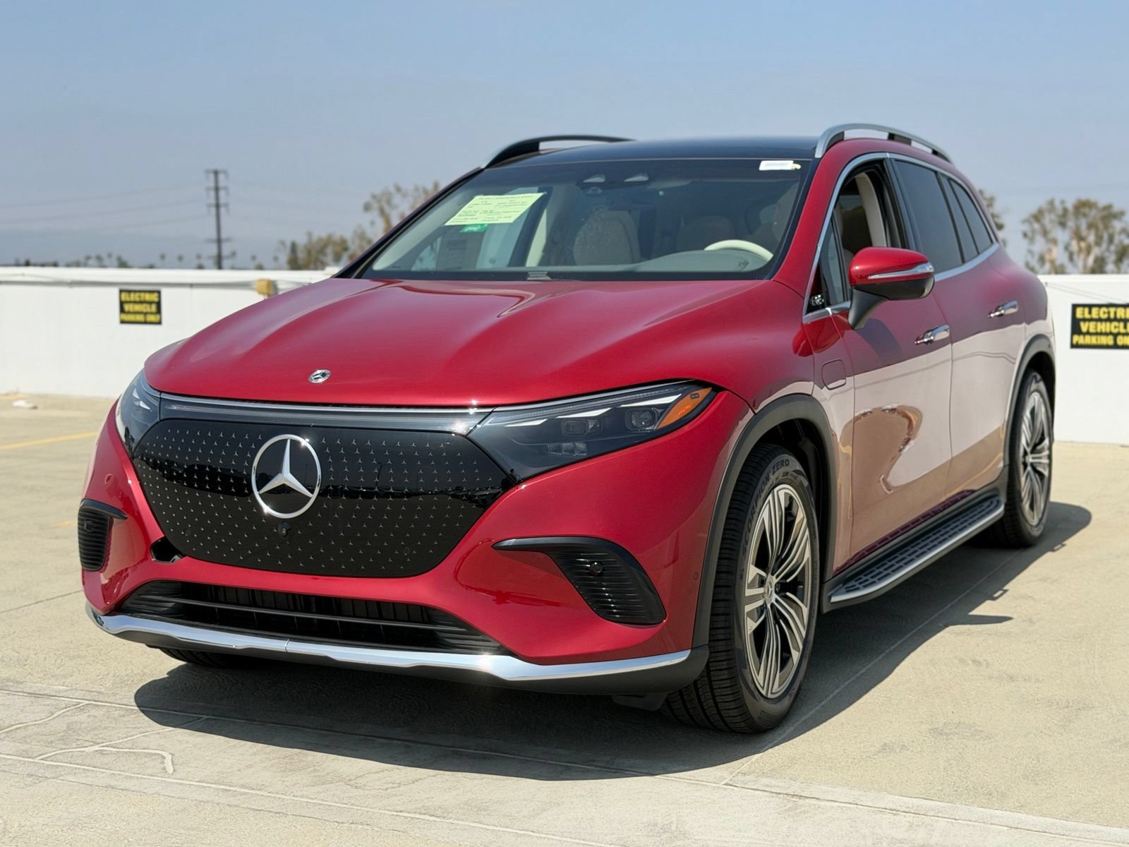 New 2026 Mercedes-Benz EQS 400 4MATIC SUV image 6