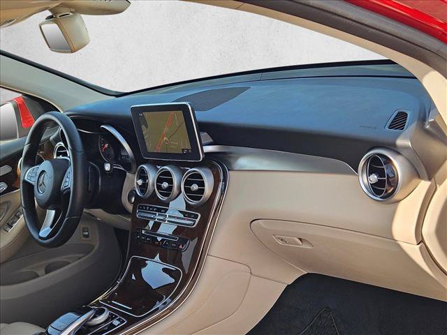Used 2016 Mercedes-Benz GLC 300 image 24