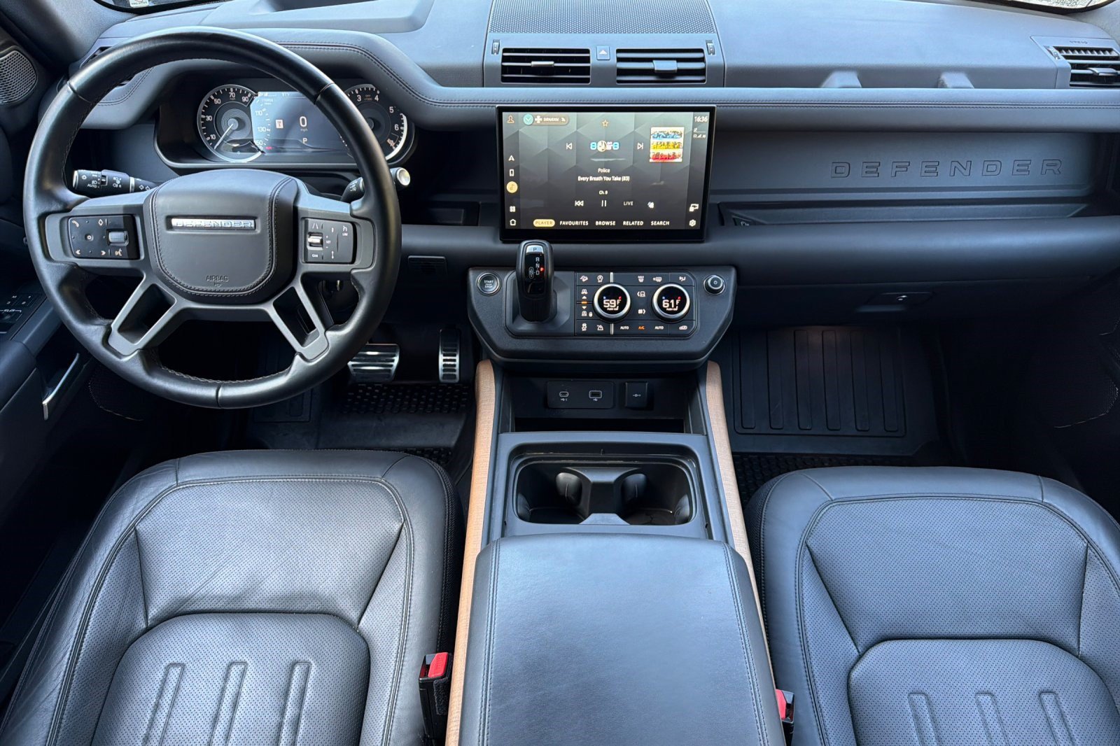 Used 2023 Land Rover Defender 110 X AWD/4WD image 15