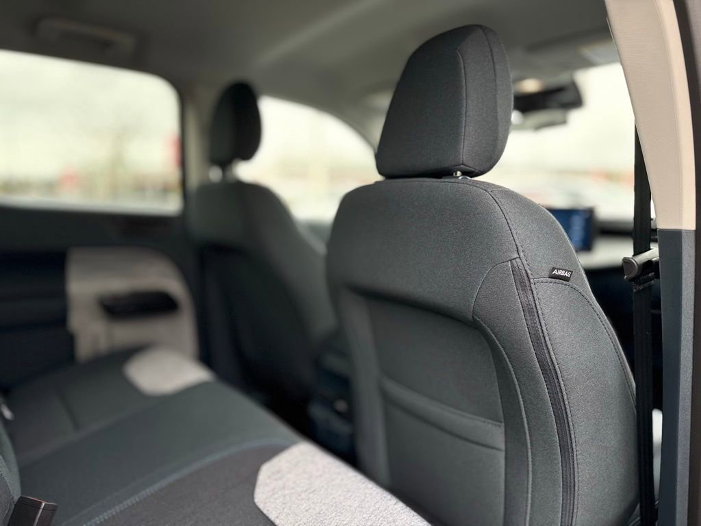 Used 2025 Ford Maverick XLT w/ XLT Luxury Package image 19