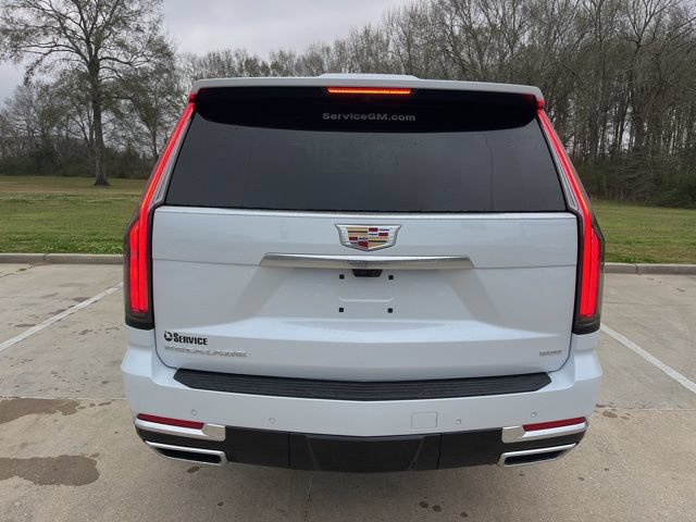 New 2026 Cadillac Escalade ESV Luxury w/ Touring Package RWD image 5