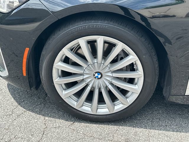 Used 2020 BMW 740i w/ Premium Package RWD image 11