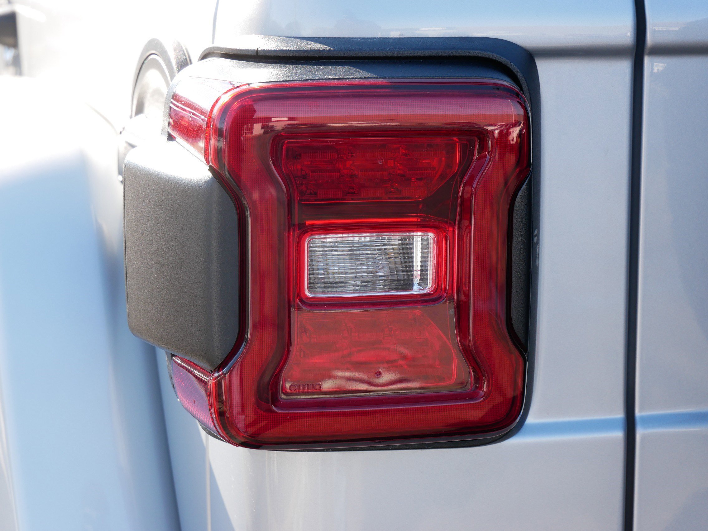Used 2024 Jeep Wrangler Unlimited Rubicon 392 image 17