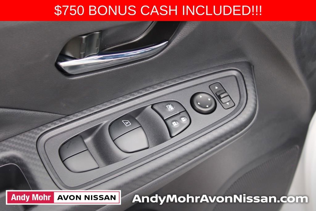 New 2025 Nissan Versa SV w/ Trunk Package image 10