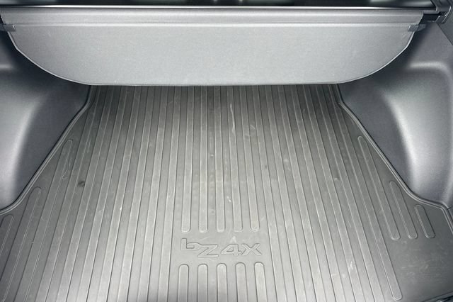 Certified 2025 Toyota bZ4X FWD image 19
