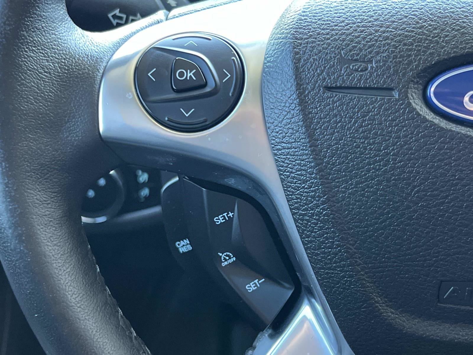 Used 2017 Ford Transit Connect XLT FWD image 9