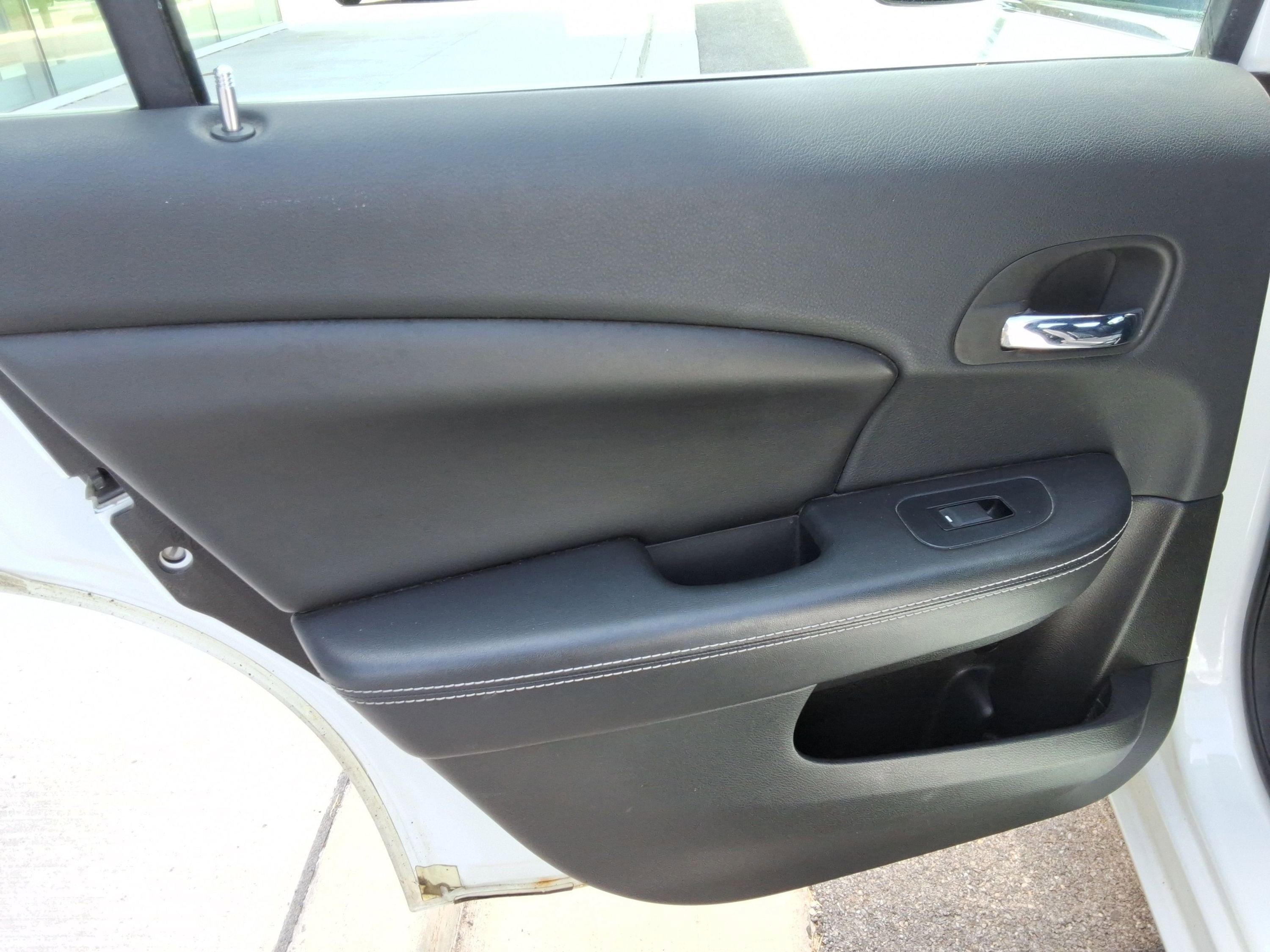 Used 2014 Chrysler 200 Limited FWD image 20