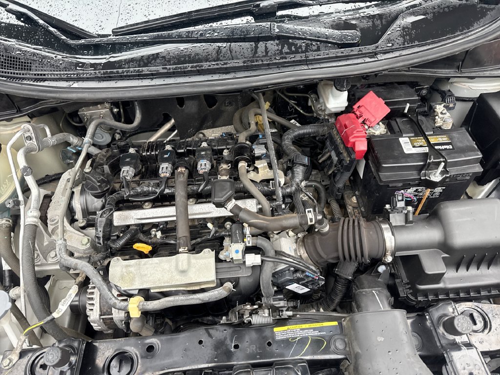 Used 2024 Nissan Versa S FWD image 17