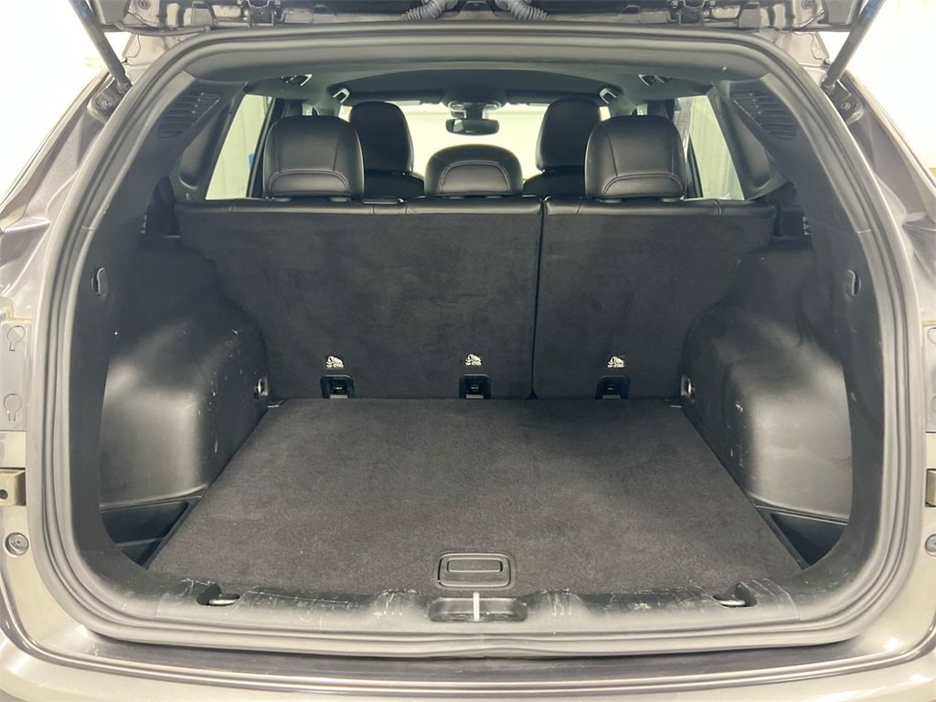 Used 2023 Jeep Compass Trailhawk image 23