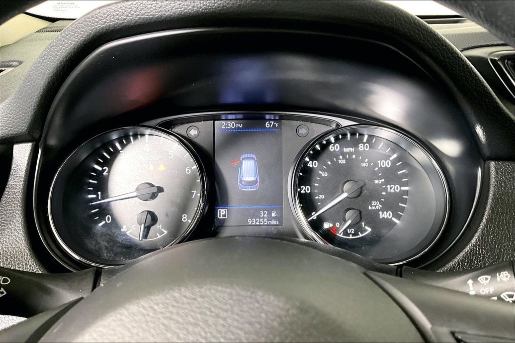 Used 2018 Nissan Rogue S image 20
