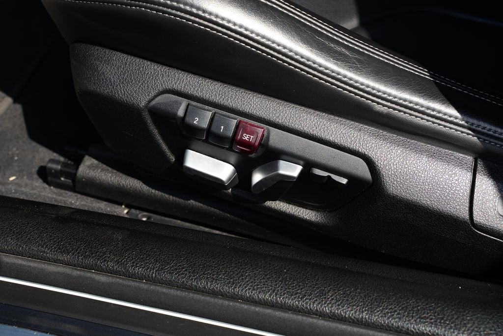 Used 2018 BMW M4 Coupe RWD image 6