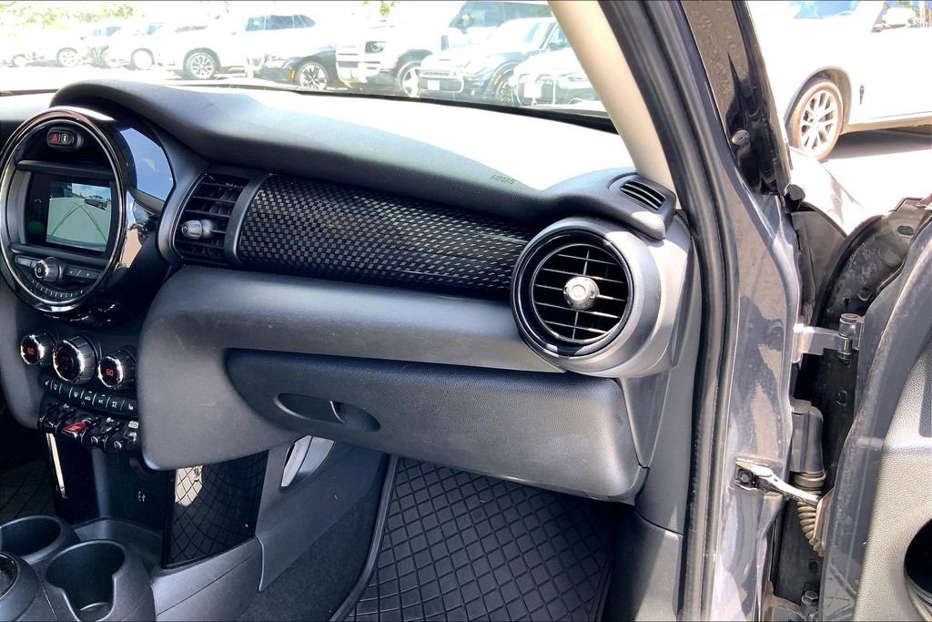 Used 2020 MINI Cooper S FWD image 15