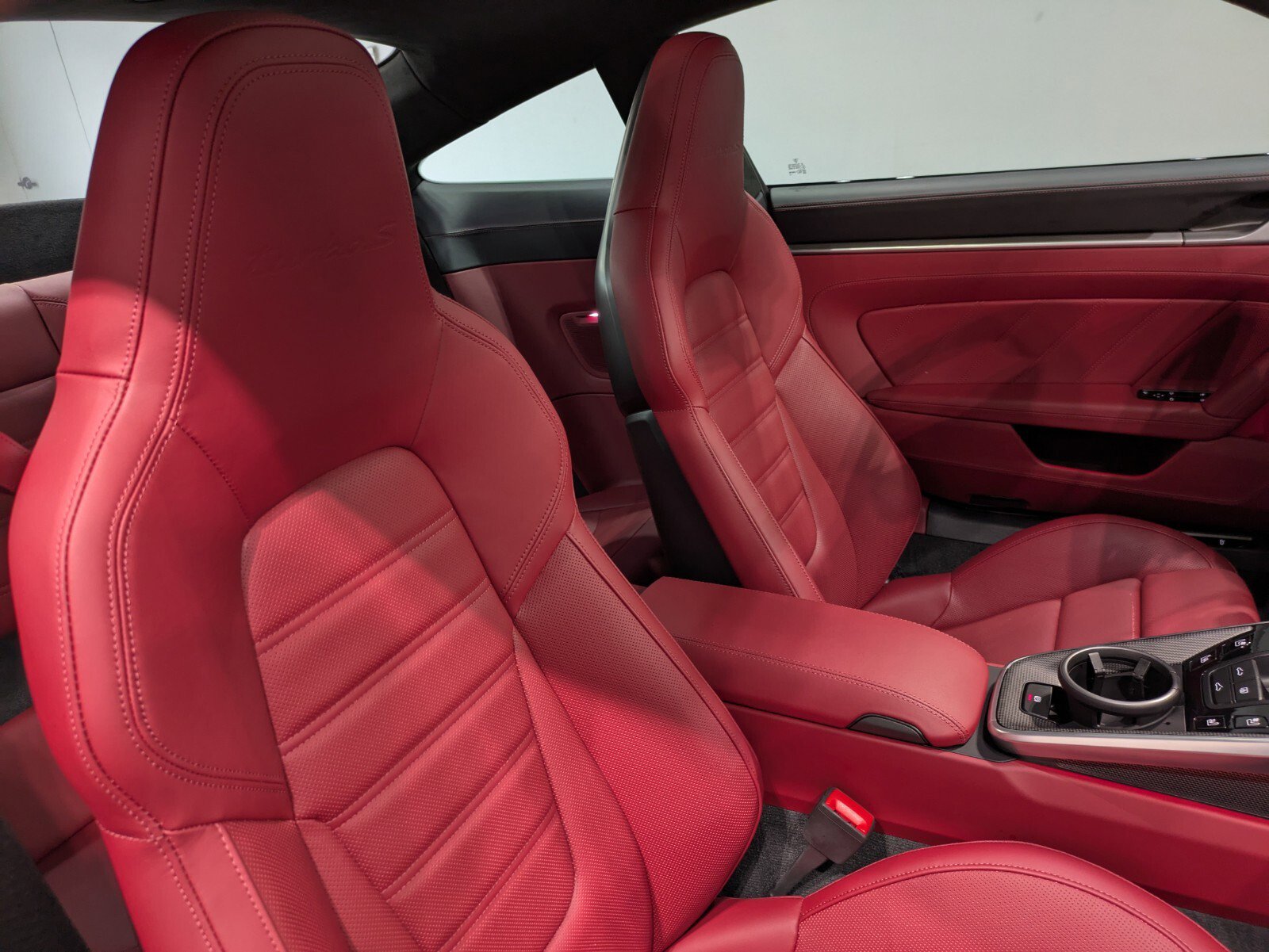 Used 2025 Porsche 911 Turbo S image 23