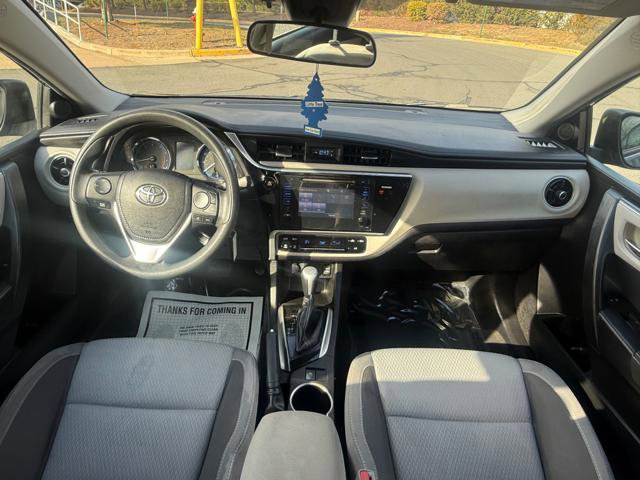 Used 2017 Toyota Corolla LE image 9