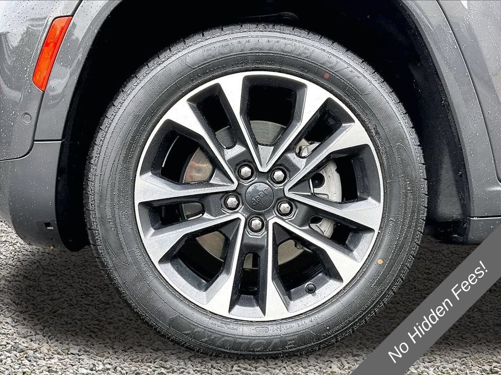 Used 2023 Jeep Grand Cherokee L Overland AWD/4WD image 9