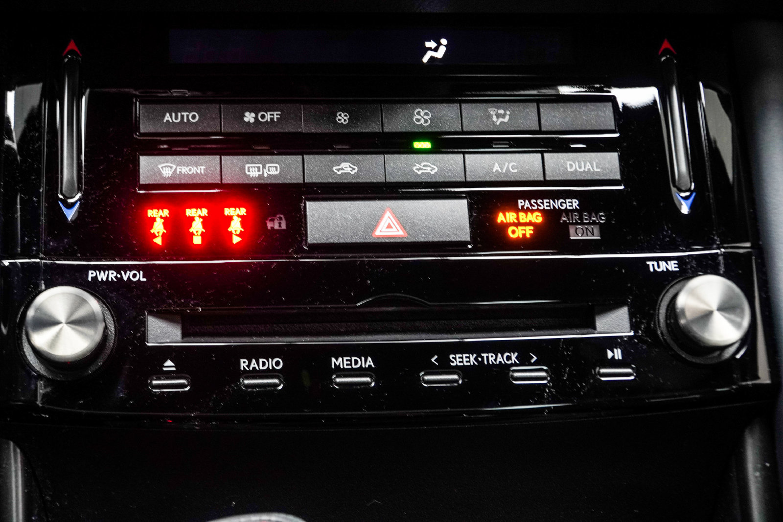 Used 2024 Lexus IS 350 F Sport w/ Navigation Package RWD image 27