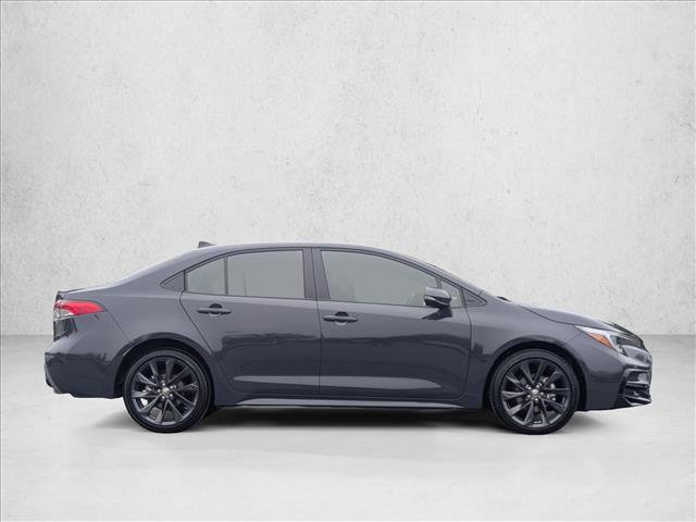 Used 2026 Toyota Corolla SE w/ SE Premium Package FWD image 4
