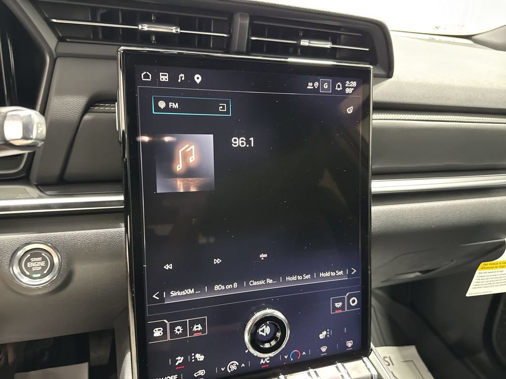 New 2027 GMC Terrain Elevation w/ LPO, Floor Liner Package FWD image 13