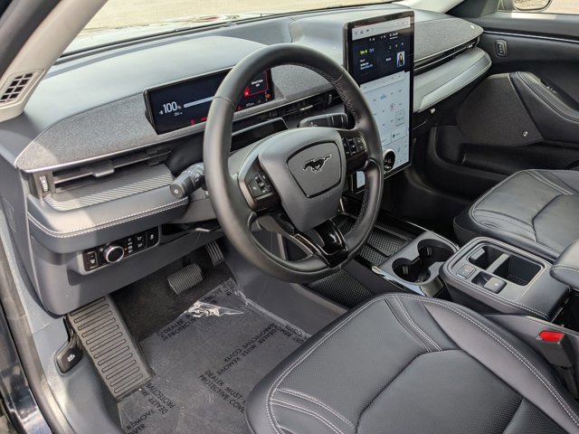 Used 2025 Ford Mustang Mach-E Premium image 10