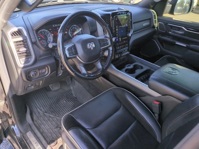 Used 2020 RAM 1500 Laramie AWD/4WD image 9