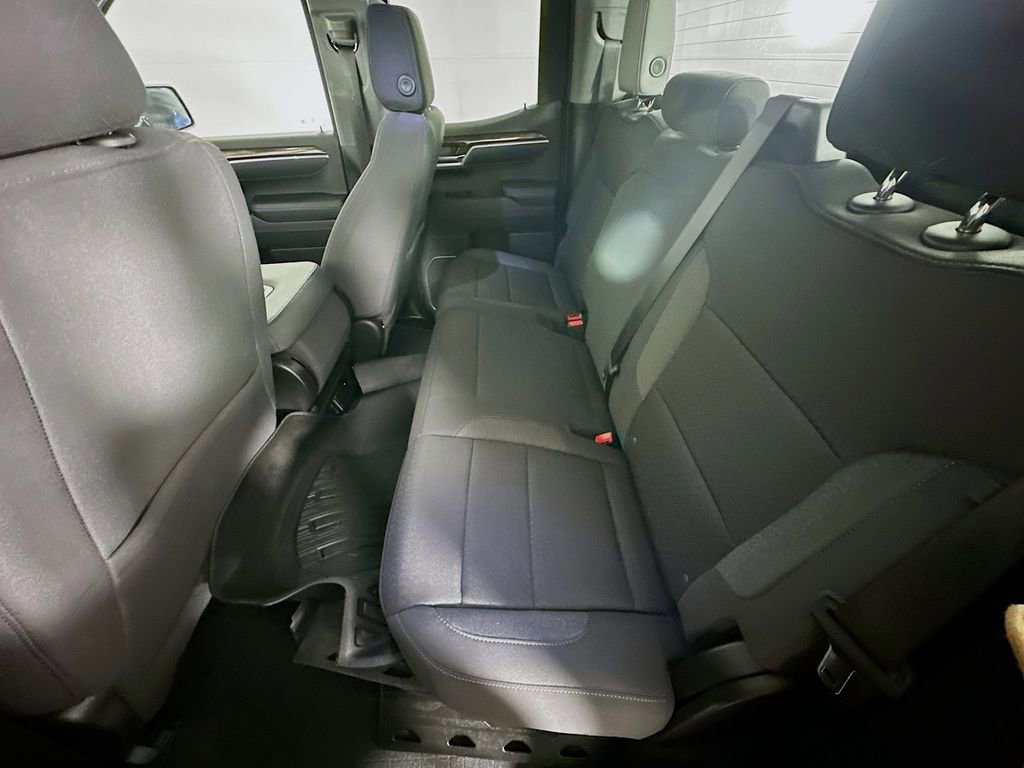 Used 2023 GMC Sierra 1500 Elevation image 33