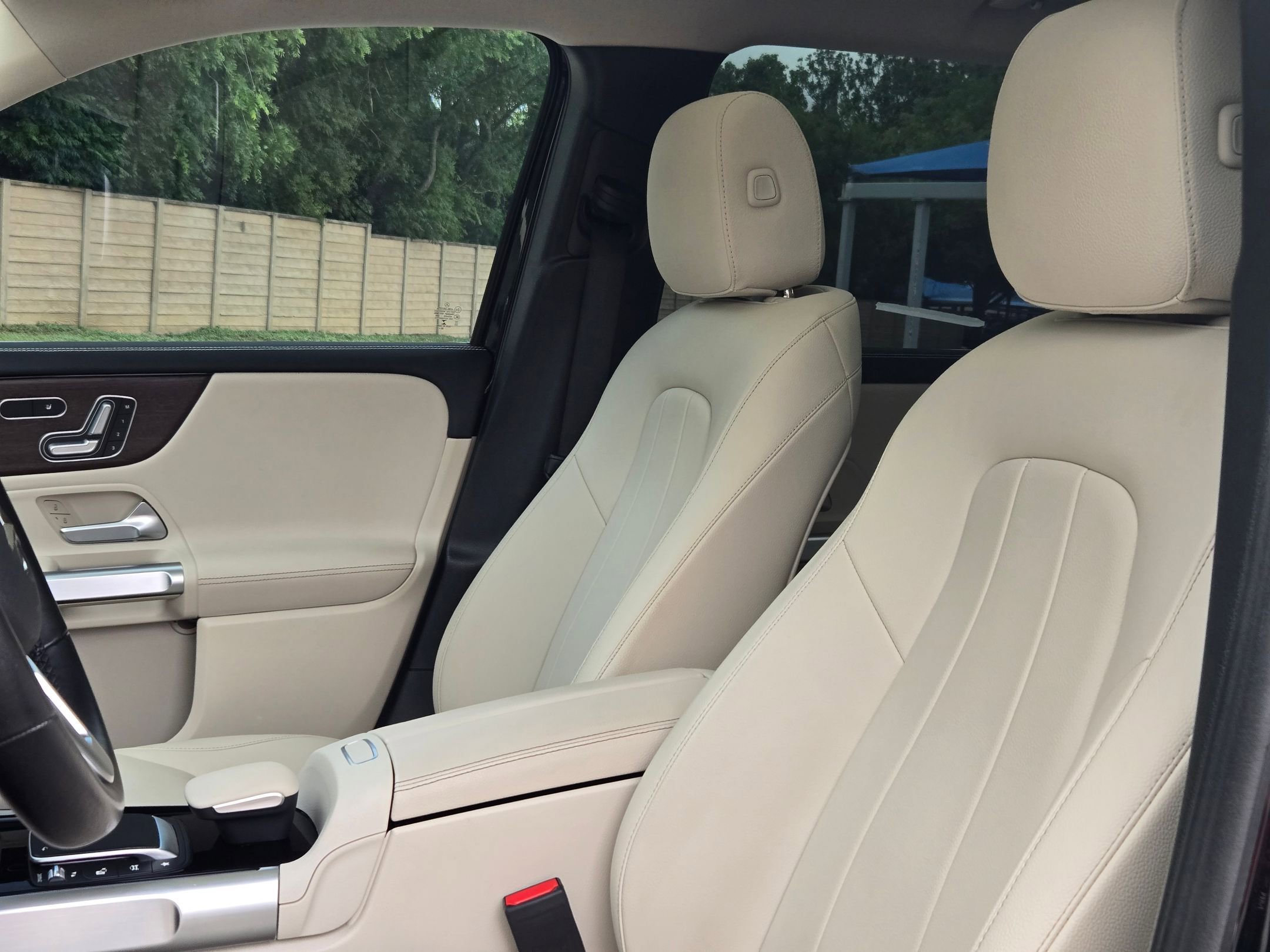 Used 2021 Mercedes-Benz GLB 250 image 13