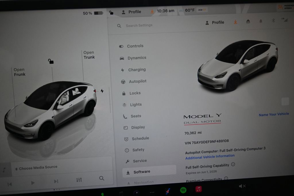 Used 2022 Tesla Model Y Performance AWD/4WD image 14
