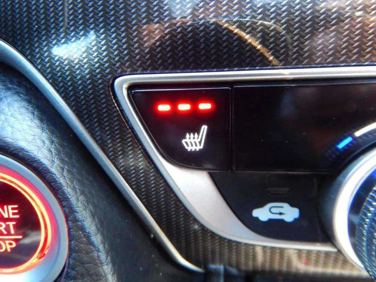 Used 2018 Honda Accord Sport image 28