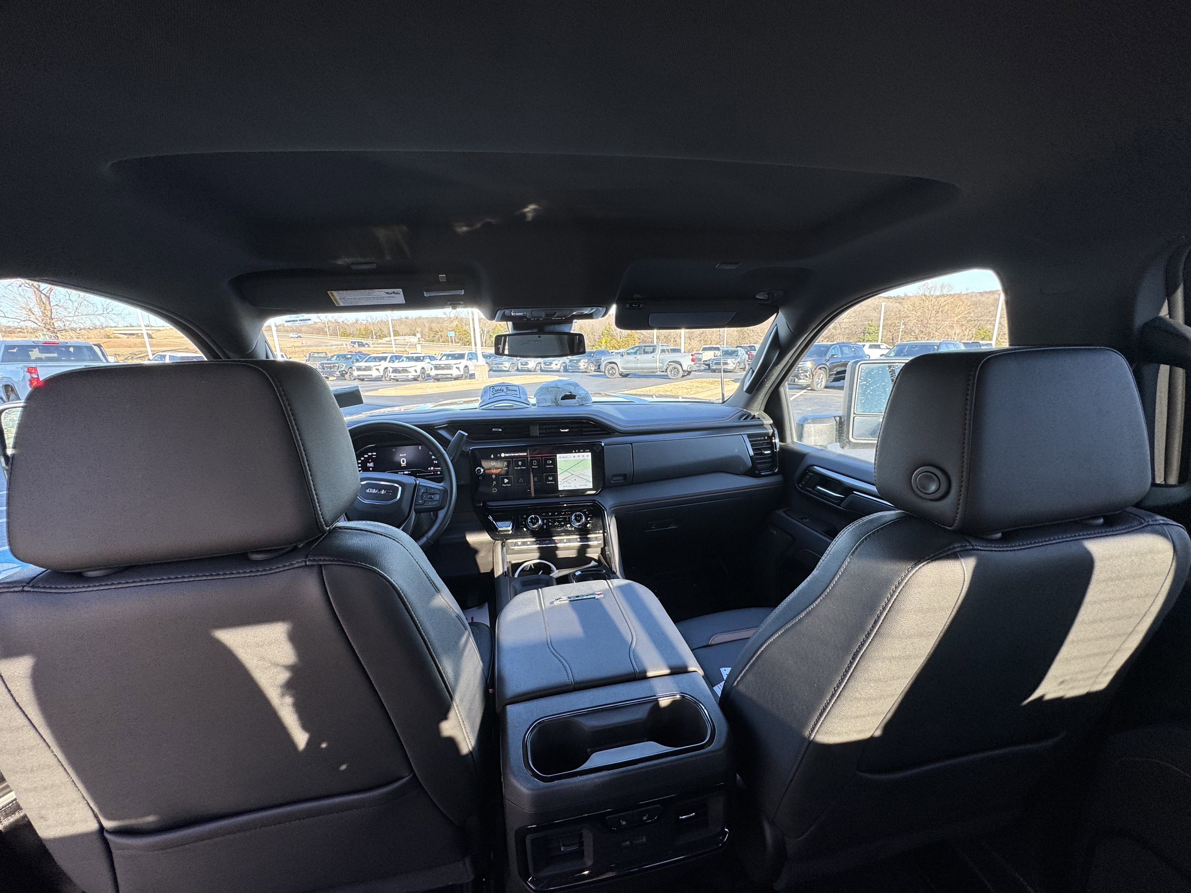 Used 2025 GMC Sierra 2500 AT4 image 9