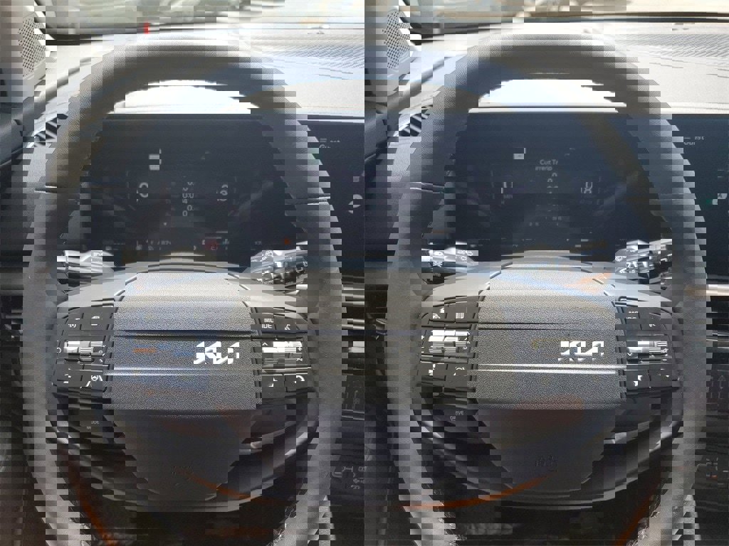 New 2026 Kia Sportage SX image 11