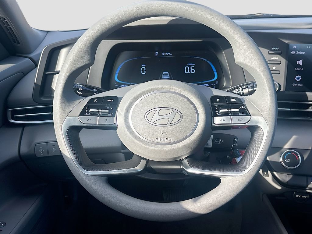 New 2026 Hyundai Elantra SE image 11