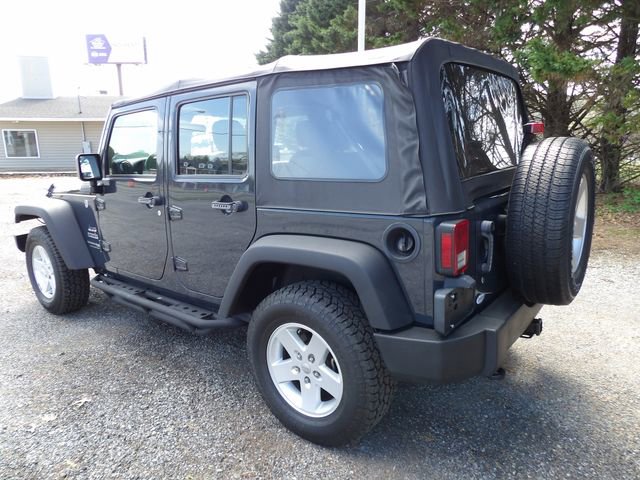 Used 2018 Jeep Wrangler Unlimited Sport w/ Connectivity Group image 3
