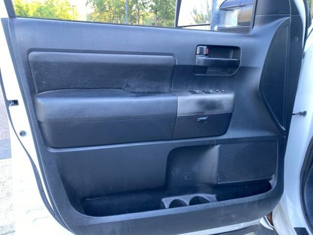 Used 2010 Toyota Tundra 4x4 CrewMax image 21
