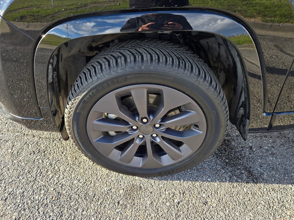 Used 2019 Jeep Cherokee High Altitude image 12