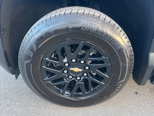Used 2026 Chevrolet Silverado EV LT AWD/4WD image 10