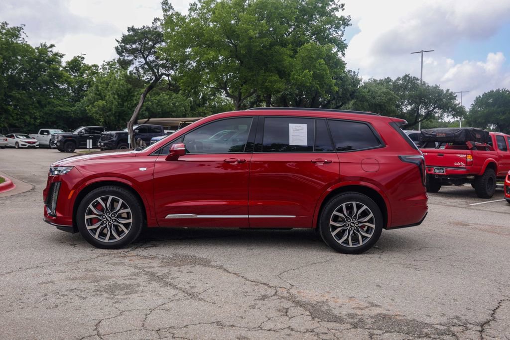 Certified 2024 Cadillac XT6 Sport w/ Technology Package AWD/4WD image 2