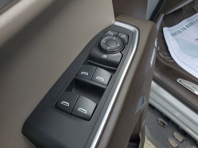 Used 2024 Chevrolet Silverado 1500 LT Trail Boss w/ Convenience Package II AWD/4WD image 24