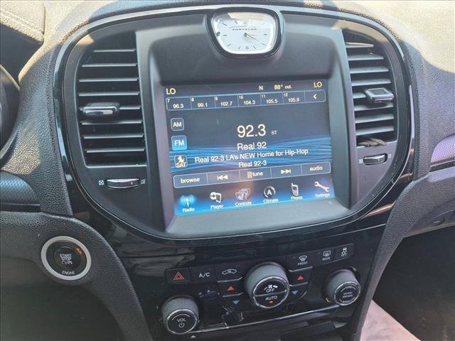Used 2014 Chrysler 300 S RWD image 12