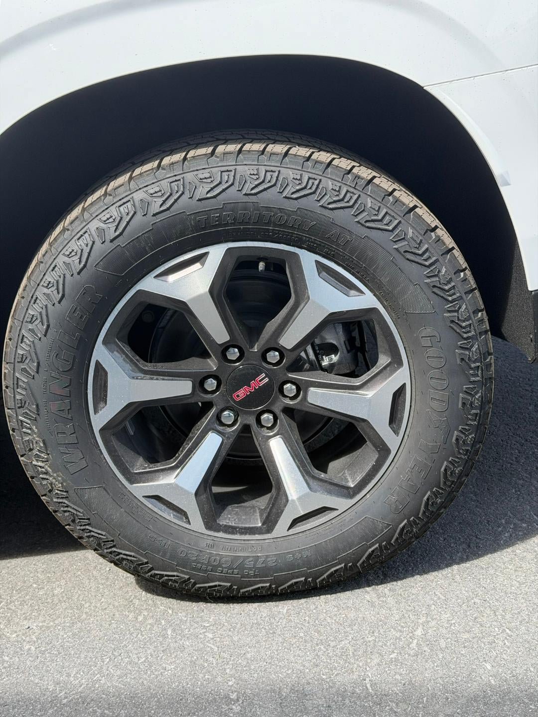 New 2026 GMC Yukon AT4 Ultimate w/ LPO, Floor Liner Package AWD/4WD image 56