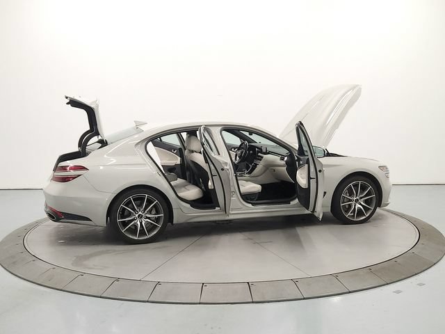 Used 2024 Genesis G70 2.5T AWD/4WD image 16
