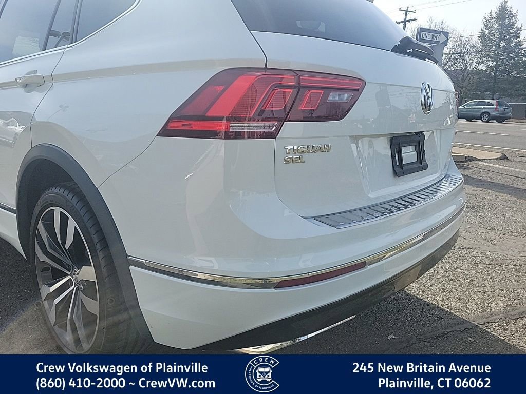Certified 2021 Volkswagen Tiguan SEL Premium R-Line image 27