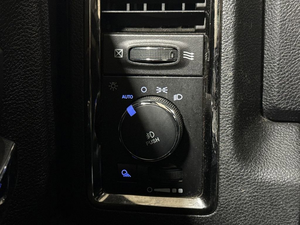 Used 2017 RAM 1500 Sport w/ Convenience Group image 19