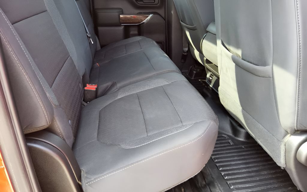 Used 2022 GMC Sierra 2500 SLE w/ X31 Off-Road Package AWD/4WD image 37