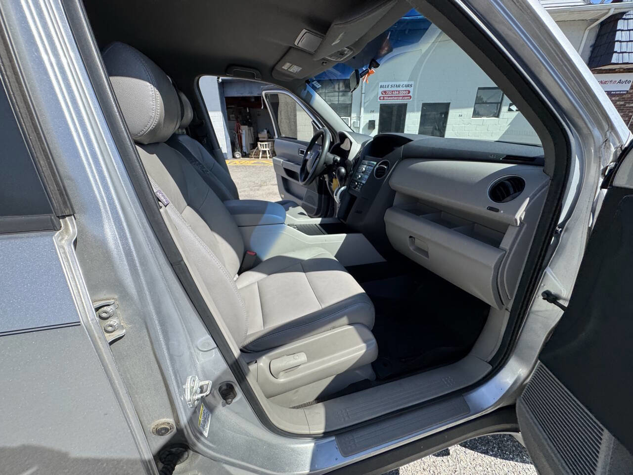 Used 2010 Honda Pilot LX image 49