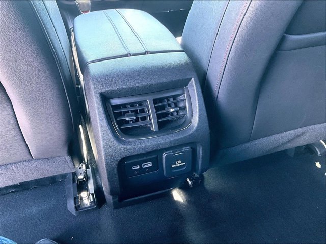 Used 2019 Chevrolet Blazer RS w/ LPO, Floor Liner Package FWD image 24