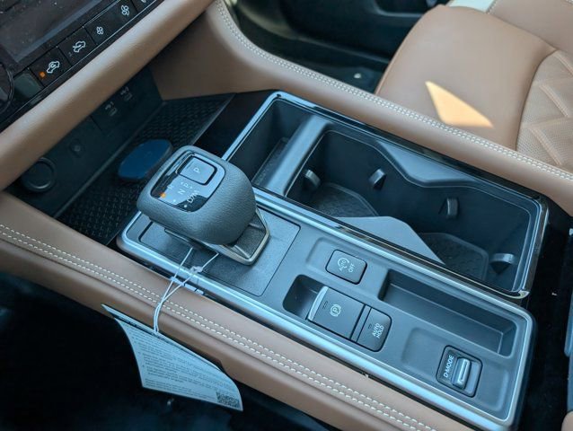 New 2026 Nissan Pathfinder Platinum image 12